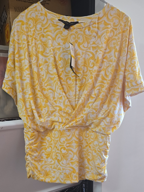 cintia steffe Tops - Cynthia Steffe Yellow and White Patterned Blouse